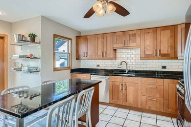 2608 Spruce Ct, Rolling Meadows, IL 60008 - photo 4