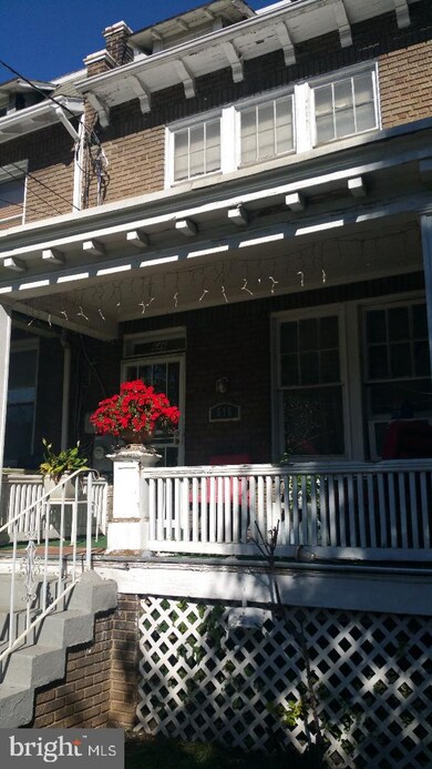 646 Franklin St NE, Washington, DC 20017 - photo 2