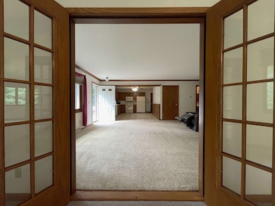 404 Bramble Ln, Brooklyn, WI 53521 - photo 6