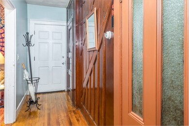77 Pine St, Swampscott, MA 01907 - photo 3