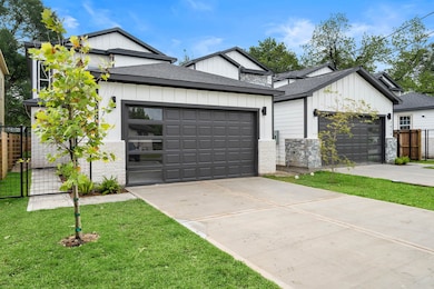 7412 Cora St, Houston, TX 77088 - photo 3