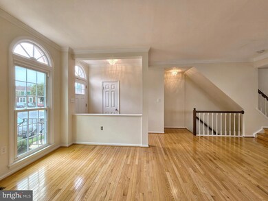 13334 Foxhole Dr, Fairfax, VA 22033 - photo 6