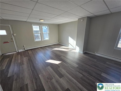 733 Clay St, Allentown, PA 18102 - photo 4