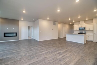 002_Kitchen_Living