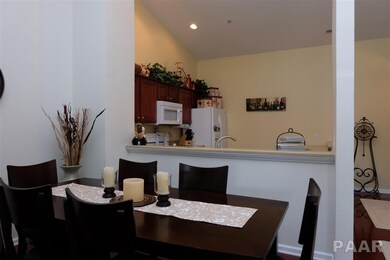 4525 N Tallgrass Ln, Peoria, IL 61615 - photo 7