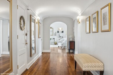 Oakdale Towers unit 8D, Chicago, IL 60657 - photo 4