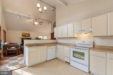 355 White Sands Dr, Lusby, MD 20657 - photo 7