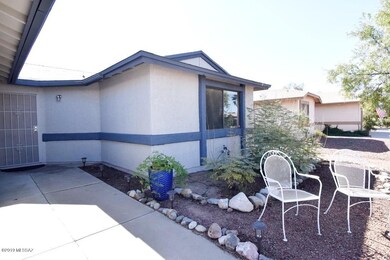 5884 N Edenbrook Ln, Tucson, AZ 85741 - photo 4