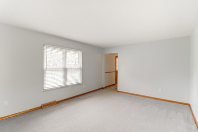 405 Finstock Ct, Columbus, OH 43230 - photo 6