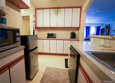 551 N Pearl St unit 205, Denver, CO 80203 - photo 6