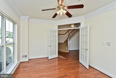 7401 Forests Edge Ct, Laurel, MD 20707 - photo 4