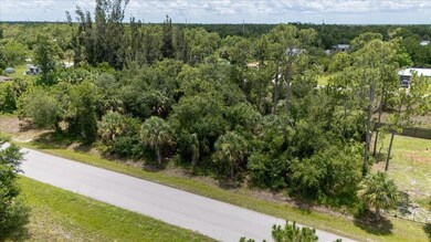 26469 Brooks Rd, Punta Gorda, FL 33955 - photo 4