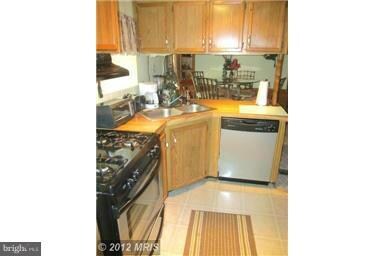 1518 Palm Springs Dr, Chambersburg, PA 17202 - photo 5