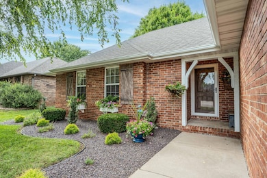 1021 W. Whiteside, Spfd, MO-5
