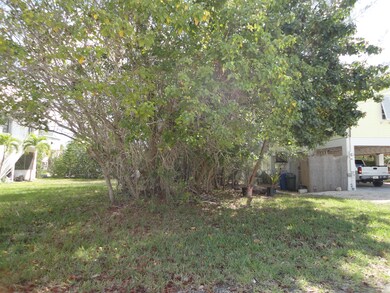 Lot 4
