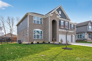 10152 Gully Pass Dr, Washington Township, OH 45458 - photo 2