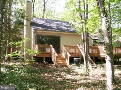 9313 Raintree Rd, Burke, VA 22015 - photo 6