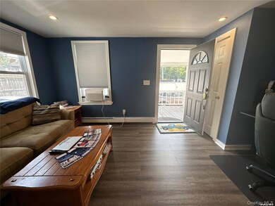 239 Main St unit B, Northport, NY 11768 - photo 5