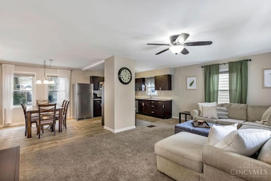 7818 Eustis Ct, Cincinnati, OH 45236 - photo 6