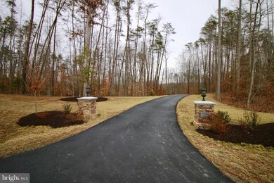 235 Twinleaf Dr, Stafford, VA 22556 - photo 2