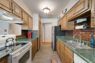 13240 Saratoga Ln, Balch Springs, TX 75180 - photo 6