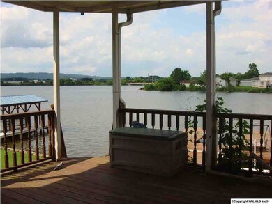 221 Lakepoint Dr, Gadsden, AL 35901 - photo 3