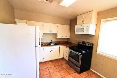 4541 E Caballero Cir unit 3, Mesa, AZ 85205 - photo 6