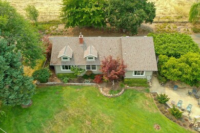 1439 Old Stage Rd, Central Point, OR 97502 - photo 7