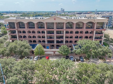 505 Bastrop St unit 402, Houston, TX 77003 - photo 5