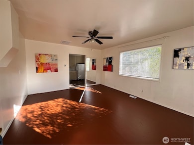 1205 E Maple St, Bellingham, WA 98225 - photo 6