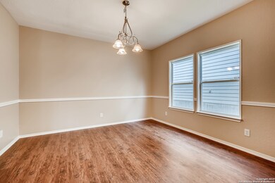 10806 Bramante Ln, Helotes, TX 78023 - photo 4