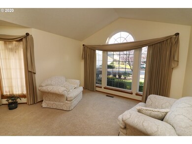 725 SW 25th St, Troutdale, OR 97060 - photo 7