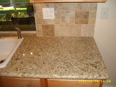 GRANITE KITCHEN COUNTER