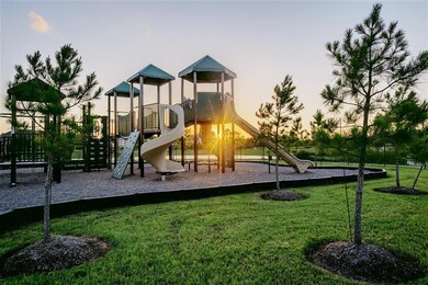 25018 Stella Falls Ln, the Woodlands, TX 77375 - photo 5