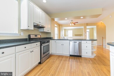 523 Bullock Ave, Conshohocken, PA 19428 - photo 5