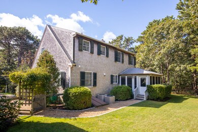 5 Upper Meadow Ln, Vineyard Haven, MA 02568 - photo 5