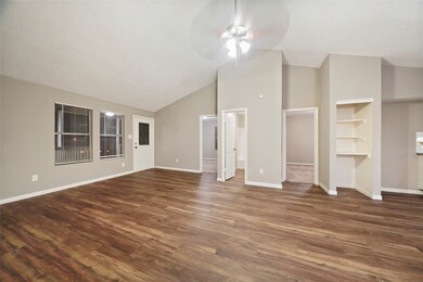 156 Country Oaks St, Brazoria, TX 77422 - photo 7