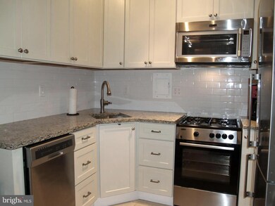 General Scott Apartments unit 212, Washington, DC 20036 - photo 4