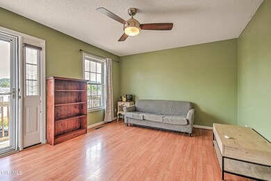 49 Tulip Grove #6 DOM-6