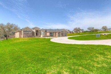 100 Maverick Ct, Granbury, TX 76049 - photo 3