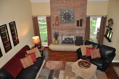 4411 Summer Creek Ln, Newburgh, IN 47630 - photo 6