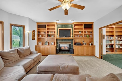 5783 Beechtree Dr, West Des Moines, IA 50266 - photo 6