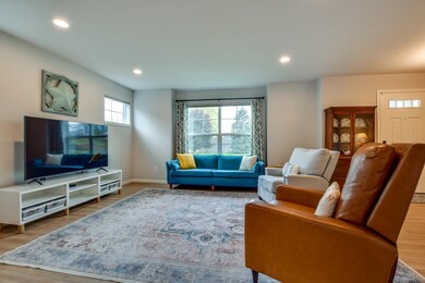 403 N Division St, Waunakee, WI 53597 - photo 4