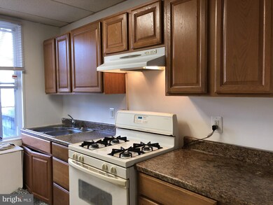 2616 Mcelderry St, Baltimore, MD 21205 - photo 3