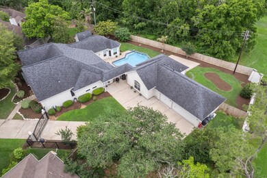 2706 Tampa St, Friendswood, TX 77546 - photo 2