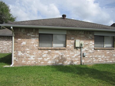 9518 Gulf Bridge St, Houston, TX 77075 - photo 3