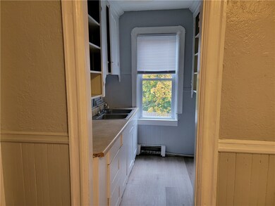 82 Huron St, Providence, RI 02908 - photo 6