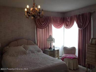 659 Suscon Rd, Pittston, PA 18640 - photo 7