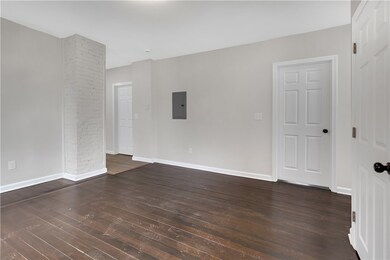 196 Benefit St unit 1, Pawtucket, RI 02861 - photo 5