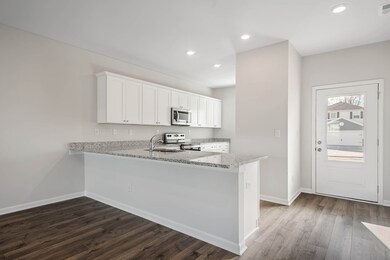 121 Harvest Cir, Dickson, TN 37055 - photo 2